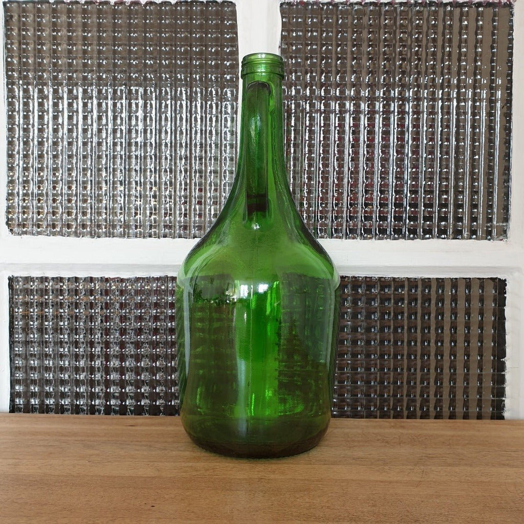 Grande bouteille 2 litres en verre moulé vert avec anse latérale - Hello Broc
