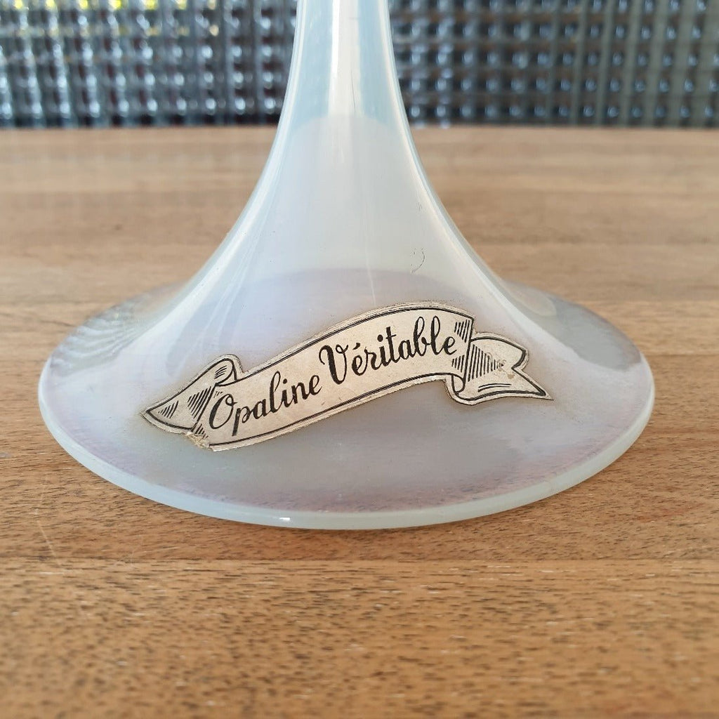 Grande coupe décorative sur pied en opaline Pierre Schneider - Hello Broc