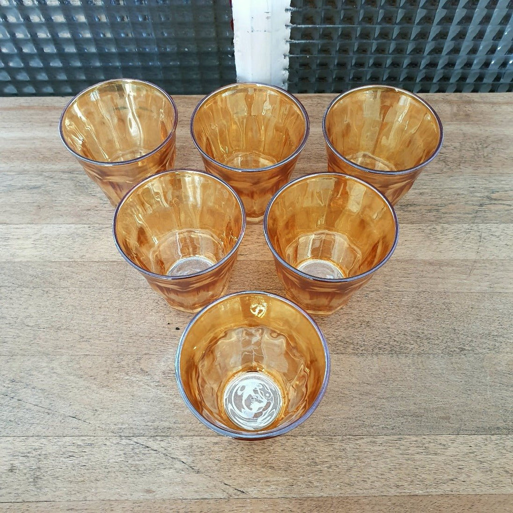 Lot de 6 petits gobelets en verre moulé orange irisé dans le style Picardie de Duralex - Hello Broc