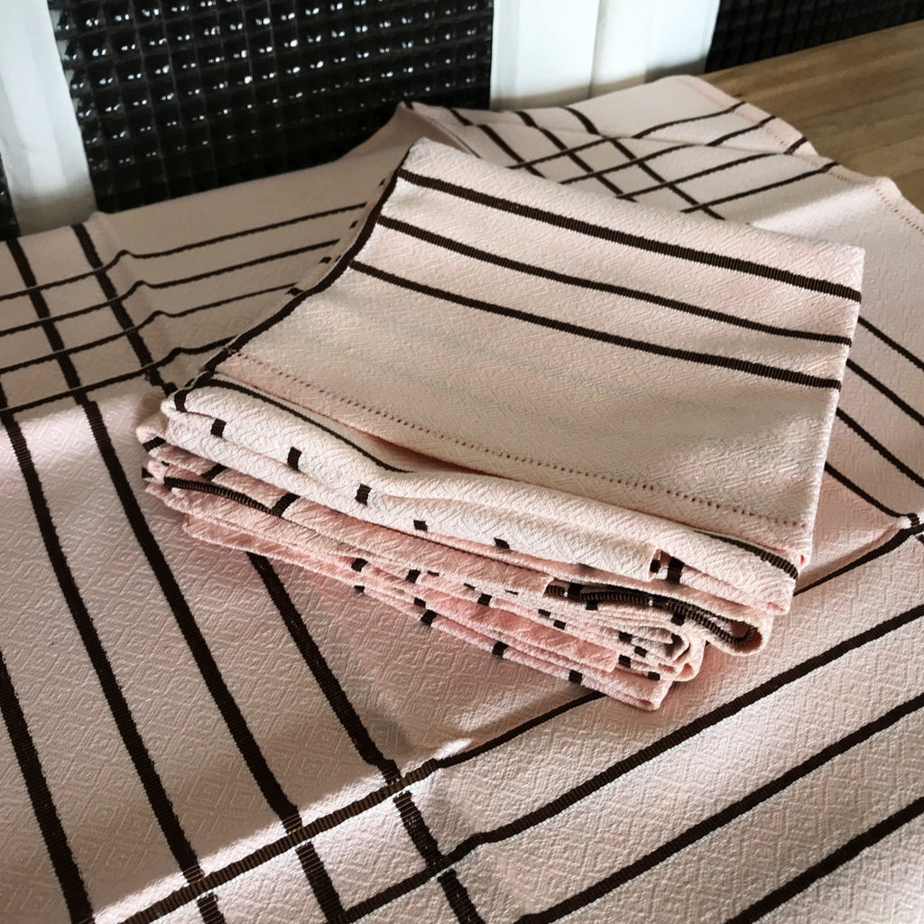 Lot de 6 serviettes de table damassées rose quadrillage marron - Hello Broc