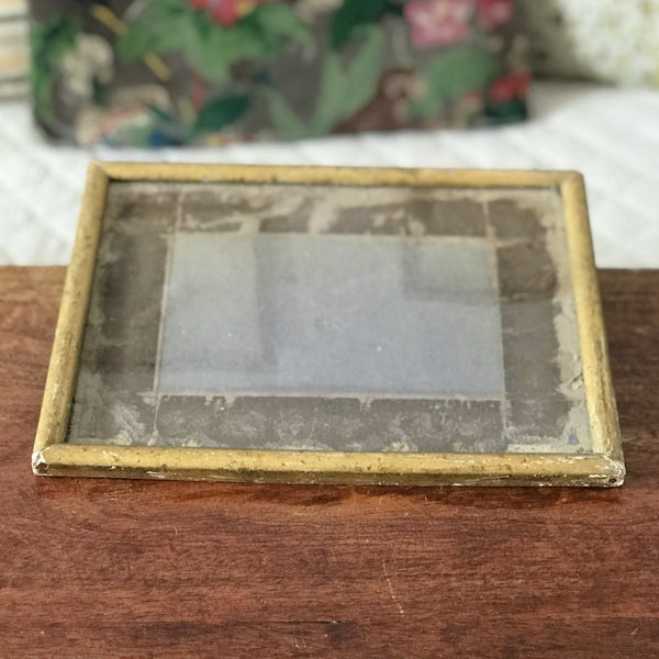 Cadre ancien en bois doré avec vitre dimensions 28 x 22 cm (25 x 19 cm intérieur) par Hello Broc brocante en ligne