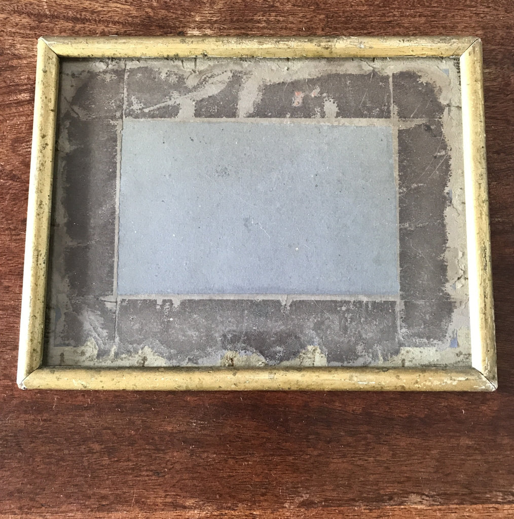 Cadre ancien en bois doré avec vitre dimensions 28 x 22 cm (25 x 19 cm intérieur) par Hello Broc brocante en ligne