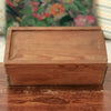 Boîte en bois avec couvercle coulissant et compartiments à l'intérieur longueur 24 cm et largeur 12 cm par Hello Broc brocante en ligne