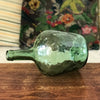 Bouteille décorative en verre moulé vert de 2 litres par Hello Broc brocante en ligne