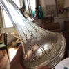Carafon décoratif col long décor peint à la main Art Nouveau par Hello Broc brocante en ligne