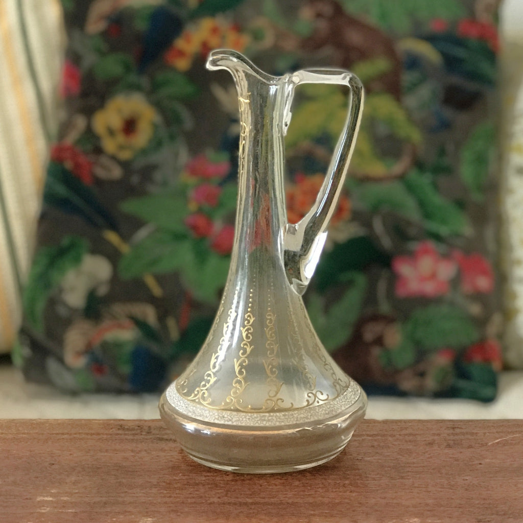 Petite carafe ou aiguière décorative au col long décorée à la main époque Art Nouveau par Hello Broc brocante en ligne