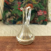 Petite carafe ou aiguière décorative au col long décorée à la main époque Art Nouveau par Hello Broc brocante en ligne