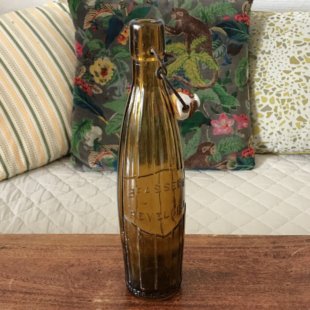 Ancienne bouteille de bière en verre moulé ambré de 48 cl brasserie à Revel France par Hello Broc brocante en ligne