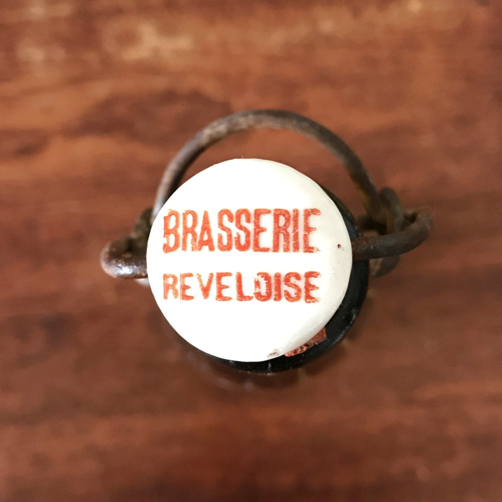 Ancienne bouteille de bière en verre moulé ambré de 48 cl brasserie à Revel France par Hello Broc brocante en ligne