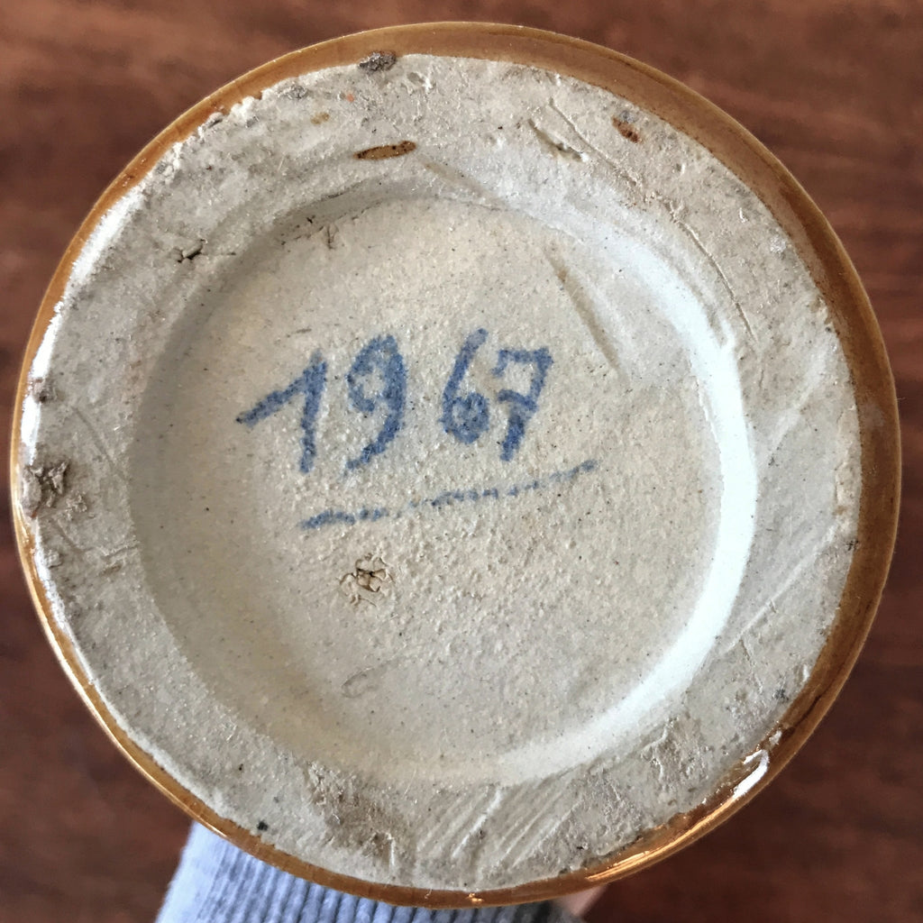 Bouteille vintage en grès marron jaune moutarde Marc de Bourgogne 1967 par Hello Broc brocante en ligne