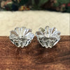 Paire de bougeoirs bas en cristal de Bayel - Hello Broc brocante en ligne