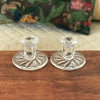 Paire de bougeoirs vintage en cristal de Bohème moulé et creusé par Hello Broc brocante en ligne