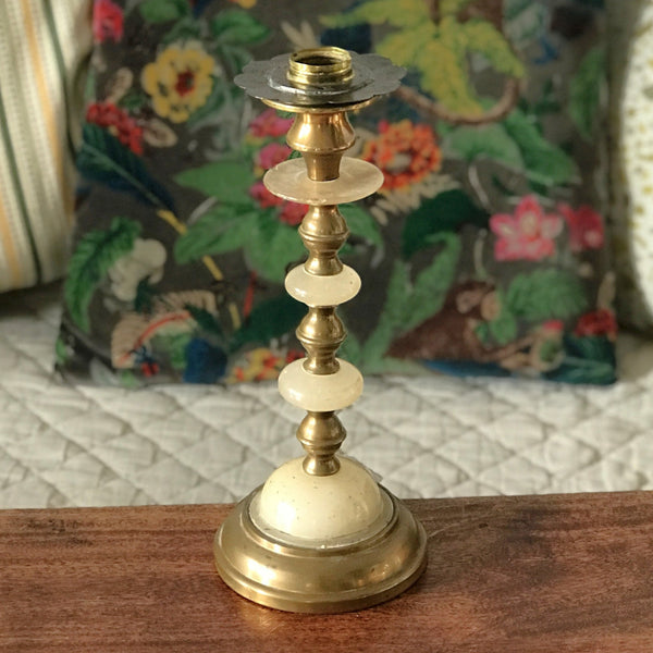 Bougeoir en laiton, cuivre et albâtre Napoléon III fin XIXème par Hello Broc brocante en ligne