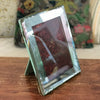 Cadre photo au contour en miroir biseauté dimensions extérieures 22 x 18 cm par Hello Broc brocante en ligne