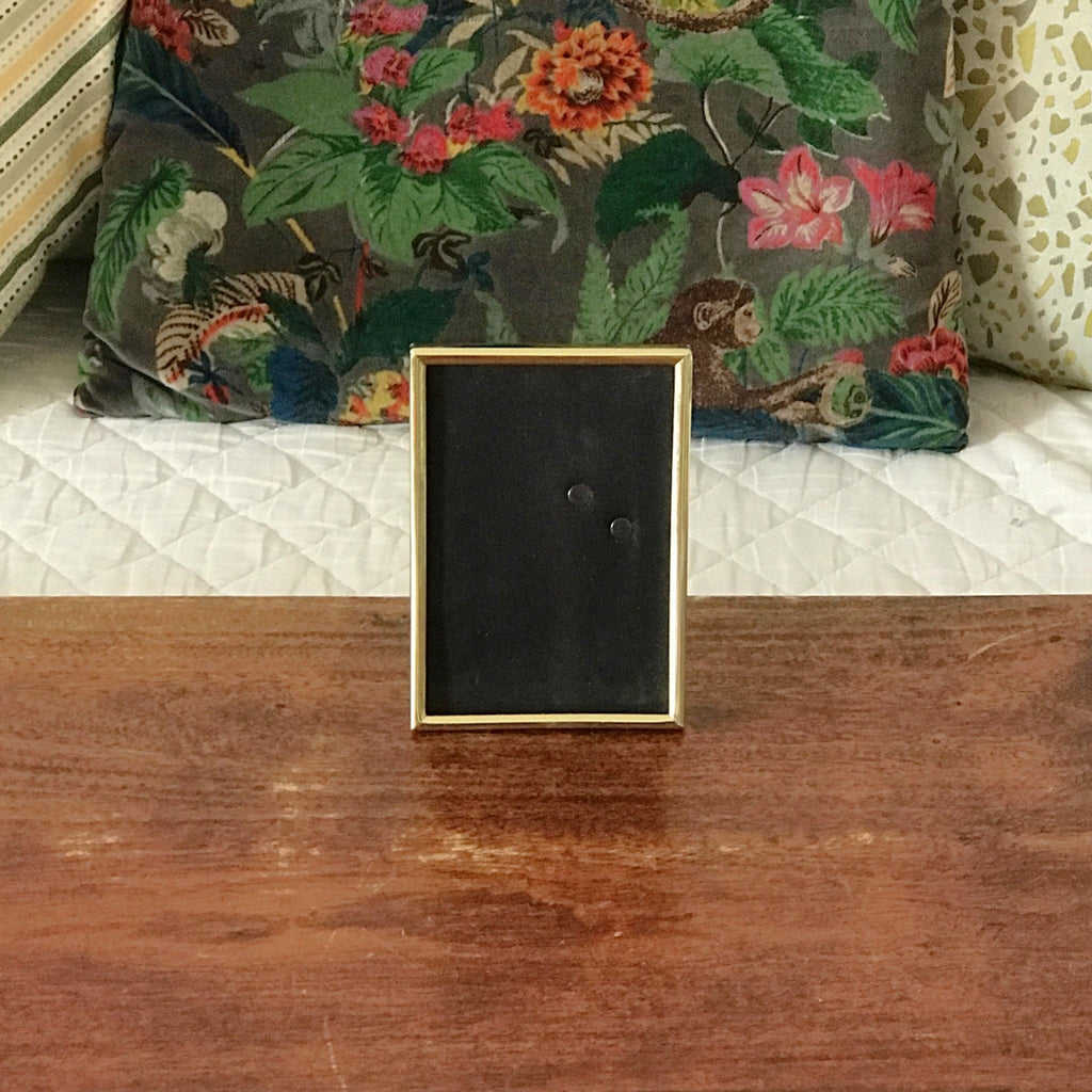 Petit cadre photo encadrement simple en laiton 13 x 9 cm par Hello Broc brocante en ligne