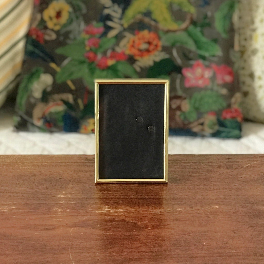 Petit cadre photo encadrement simple en laiton 13 x 9 cm par Hello Broc brocante en ligne