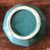Boîte octogonale en céramique émaillée verte et bleue signée Alpho par Hello Broc brocante en ligne