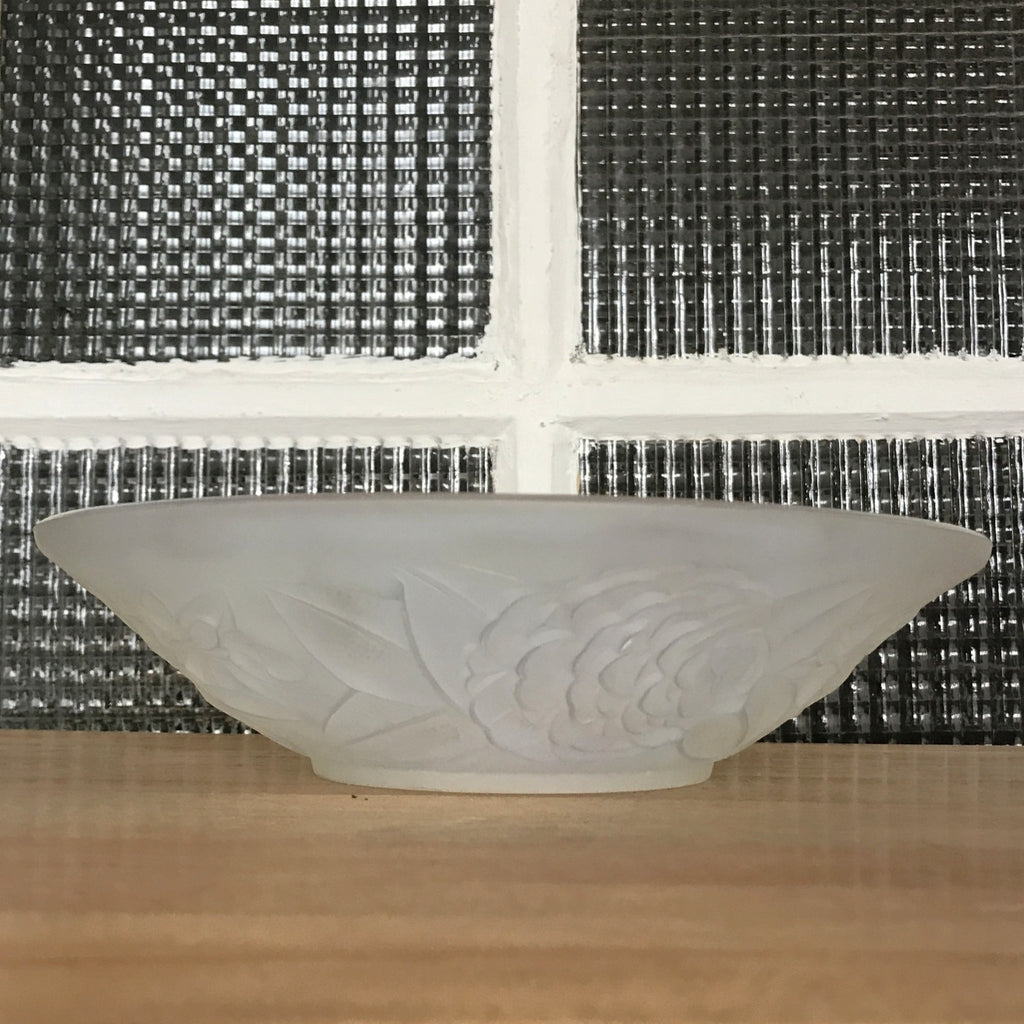 Grande coupe ou plat creux en verre dépoli dans le goût de Jacques Landier par Hello Broc brocante en ligne