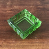Grand cendrier carré en verre moulé vert - Hello Broc