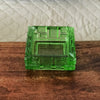Grand cendrier carré en verre moulé vert - Hello Broc