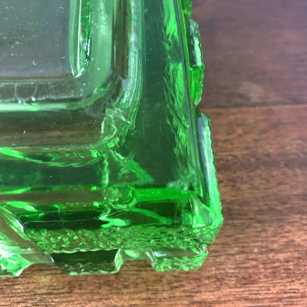 Grand cendrier carré en verre moulé vert - Hello Broc