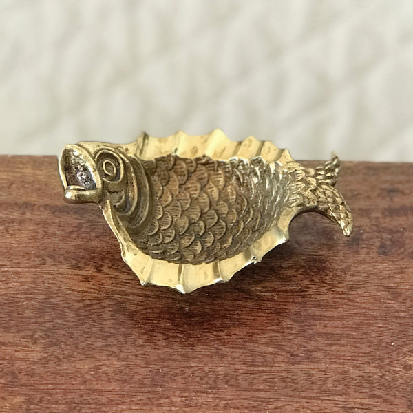 Cendrier zoomorphe poisson en bronze doré par Hello Broc brocante en ligne