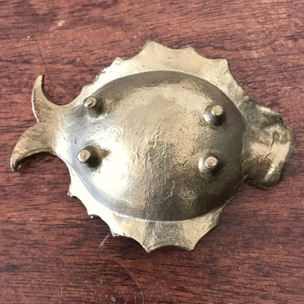 Cendrier zoomorphe poisson en bronze doré par Hello Broc brocante en ligne