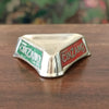 Cendrier publicitaire des années 60 forme triangulaire vintage Cinzano Vermouth en aluminium par Hello Broc brocante en ligne