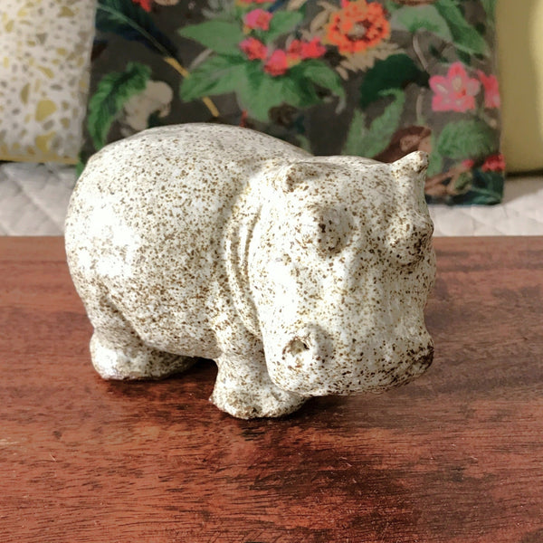Hippopotame en terre cuite émaillé et mouchetée fait main - Hello Broc brocante en ligne
