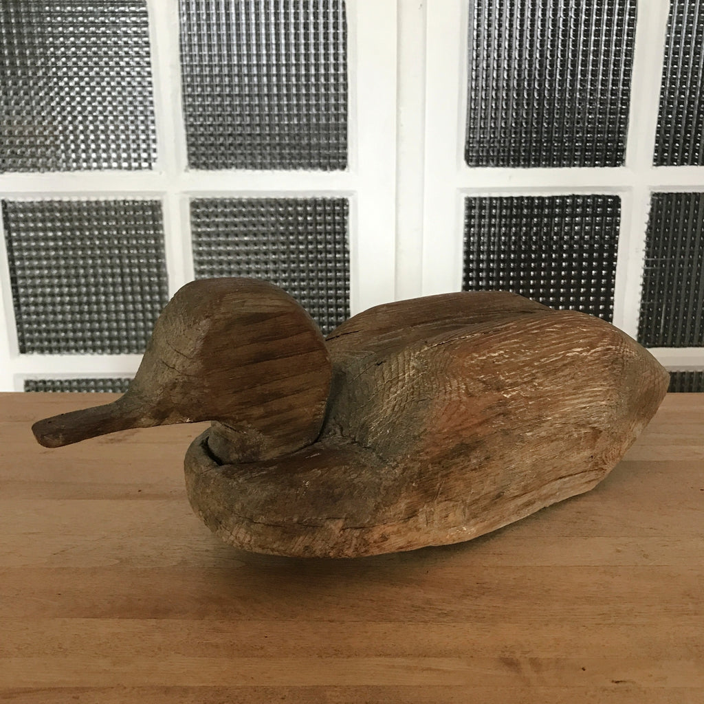 Grande sculpture en bois représentant un canard de 40 cm par Hello Broc brocante en ligne