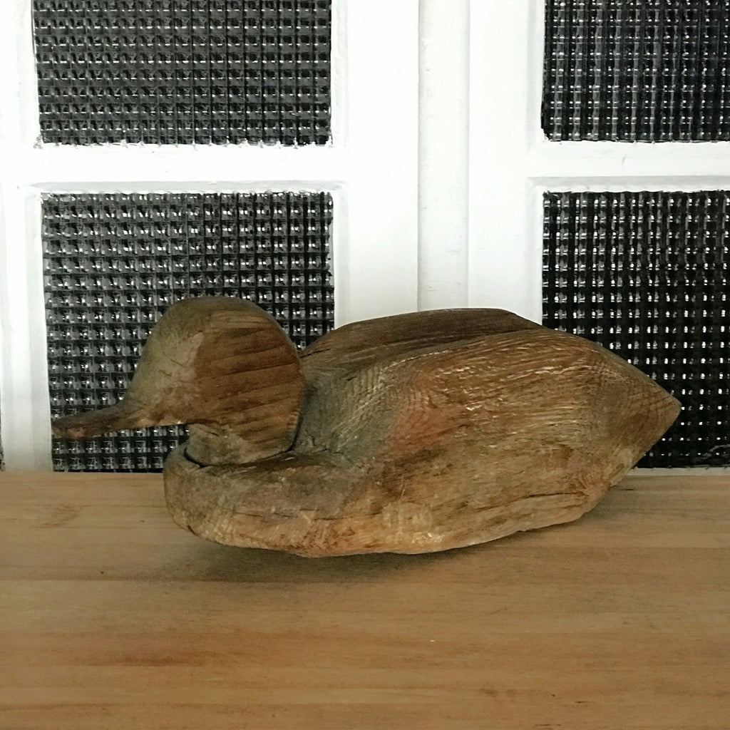 Grande sculpture en bois représentant un canard de 40 cm par Hello Broc brocante en ligne