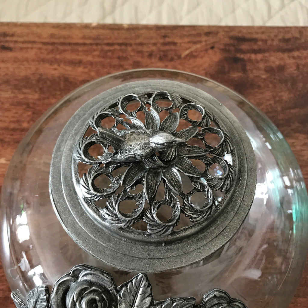Grosse bonbonne décorative pour pot-pourri rehaussée motifs en étain - Hello Broc