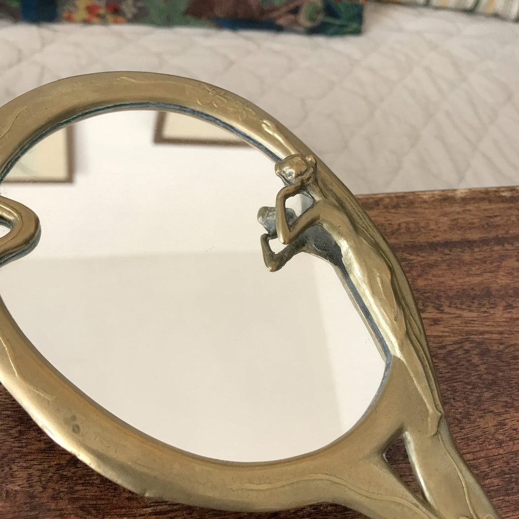 Miroir à main ovale Art Nouveau en bronze doré par Hello Broc brocante en ligne