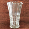 Vase cornet  hauteur de 17 cm en verre moulé pointe de diamant par Hello Broc brocante en ligne