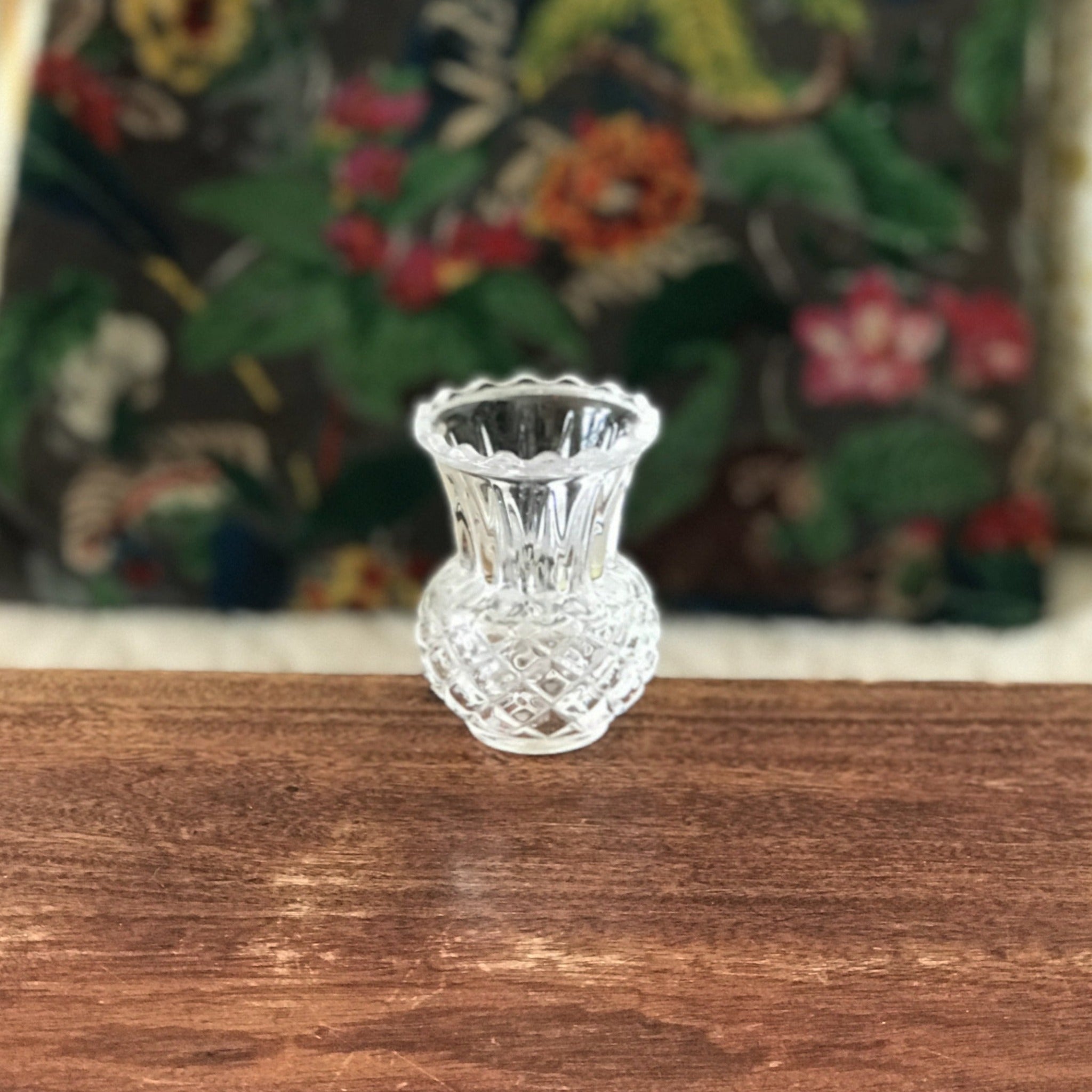 Bid Now: Imposant vase en cristal taillé du Val Saint-Lambert, doublé