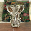 Vase de taille moyenne en cristal de Sèvres modèle Etrusque par Hello Broc brocante en ligne