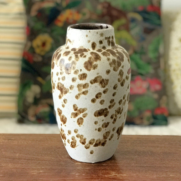 Vase vintage en grès beige gris moucheté tâcheté marron Scheurich par Hello Broc brocante en ligne