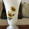 Vase en opaline blanche décor imprimé Tournesols par Hello Broc brocante en ligne