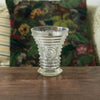 Petit vase évasé en cristal moulé hauteur de 14 cm par Hello Broc brocante en ligne