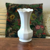 Vase en faïence fine blanche Bareuther Bavaria Germany hauteur 22 cm par Hello Broc brocante en ligne