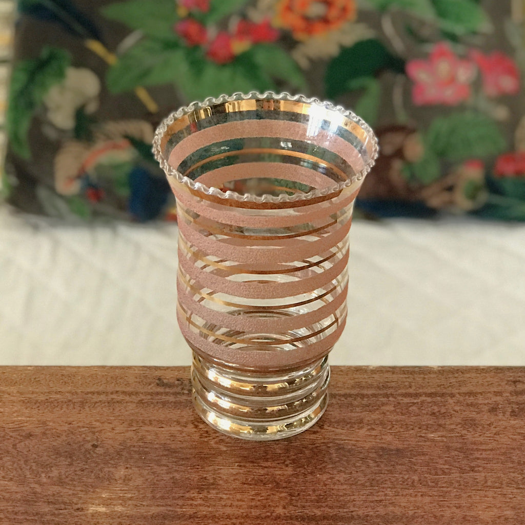 Vase de taille moyenne en verre moulé années 50 rayures dorées et verre brouillé par Hello Broc brocante en ligne