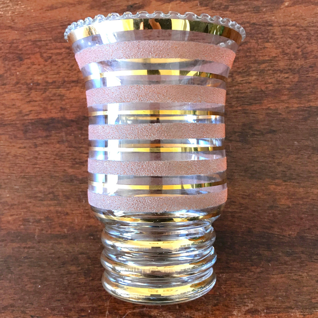 Vase de taille moyenne en verre moulé années 50 rayures dorées et verre brouillé par Hello Broc brocante en ligne