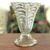 Vase en verre moulé aux parois en relief de style Art Déco sur pied forme évasée par Hello Broc brocante en ligne