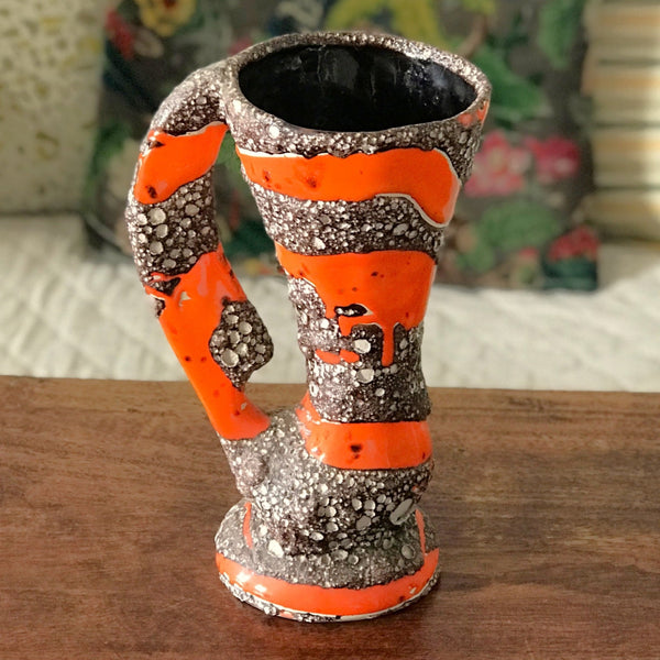 Pichet ou vase années 50 / 60 en céramique de Vallauris orange et fat lava par  Hello Broc brocante en ligne
