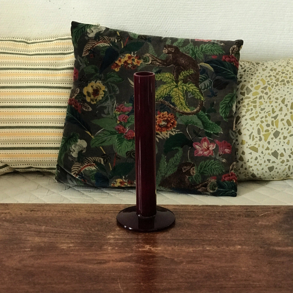 Soliflore droit en verre moulé rouge bordeaux de marque Celerie - Hello Broc