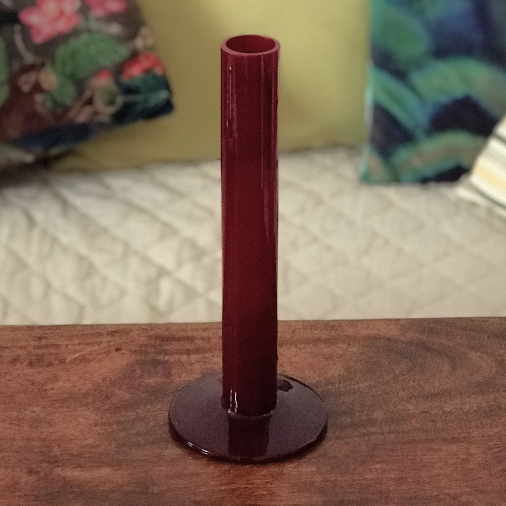 Soliflore droit en verre moulé rouge bordeaux de marque Celerie par Hello Broc brocante en ligne