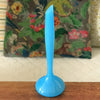 Soliflore vintage en verre opalin bleu pied rond et ouvrant biseauté par Hello Broc brocante en ligne