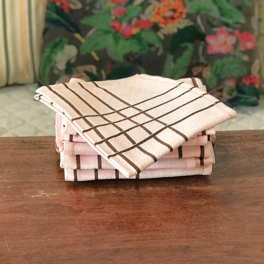 Lot de 6 serviettes de table en tissu damassé rose quadrillage marron par Hello Broc brocante en ligne