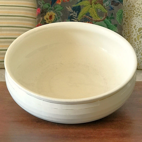 Très grande vasque de toilette couleur crème de Sarreguemines Art Déco par Hello Broc brocante en ligne