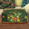 Grand plateau vintage rectangulaire avec poignées années 50 décor bouquets de fleurs multicolores sur fond vert sapin par Hello Broc brocante en ligne